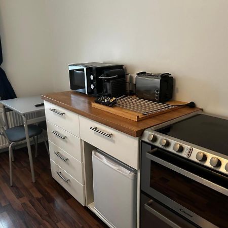 Studio 104- Free Parking Onsite -Private Entrance Reikiavik Exterior foto